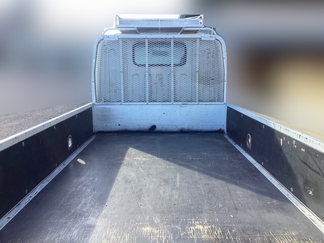 三菱ふそうキャンター平ボディ小型（2t・3t）[写真09]