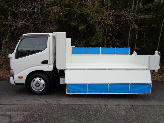 トヨタトヨエースダンプ小型（2t・3t）[写真11]