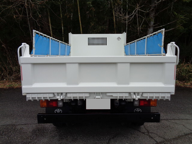 トヨタトヨエースダンプ小型（2t・3t）[写真12]