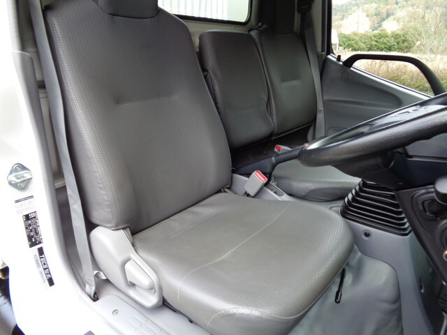 トヨタトヨエースダンプ小型（2t・3t）[写真29]