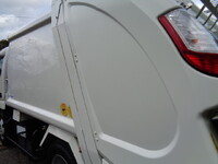 日野デュトロパッカー車（塵芥車）小型（2t・3t）[写真14]