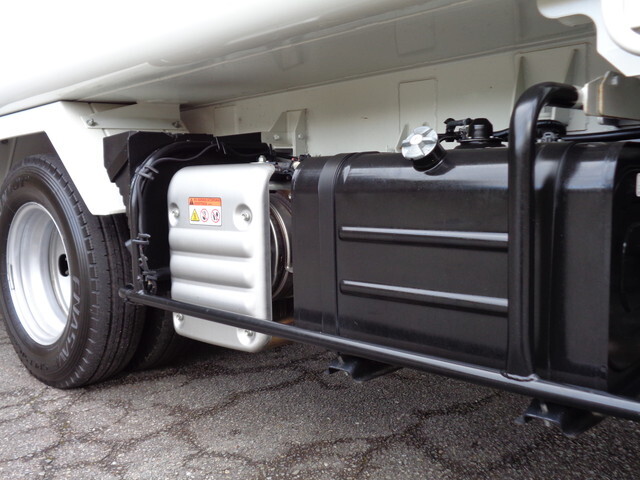 日野デュトロパッカー車（塵芥車）小型（2t・3t）[写真23]