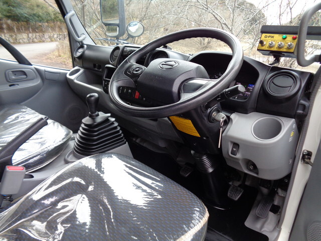 日野デュトロパッカー車（塵芥車）小型（2t・3t）[写真28]