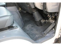 いすゞエルフ高所作業車小型（2t・3t）[写真40]