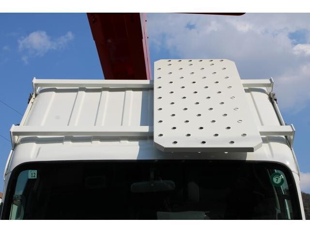 いすゞエルフ高所作業車小型（2t・3t）[写真05]