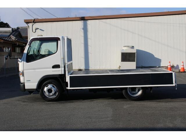 三菱ふそうキャンター平ボディ小型（2t・3t）[写真13]