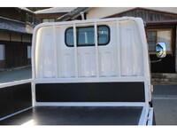 三菱ふそうキャンター平ボディ小型（2t・3t）[写真16]