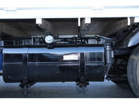 三菱ふそうキャンター平ボディ小型（2t・3t）[写真24]