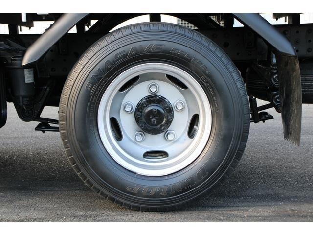 三菱ふそうキャンター平ボディ小型（2t・3t）[写真26]