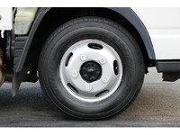 三菱ふそうキャンター平ボディ小型（2t・3t）[写真28]