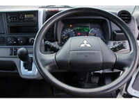 三菱ふそうキャンター平ボディ小型（2t・3t）[写真29]