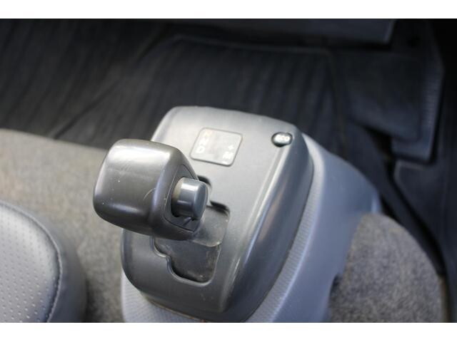 いすゞフォワードクレーン4段中型（4t）[写真33]