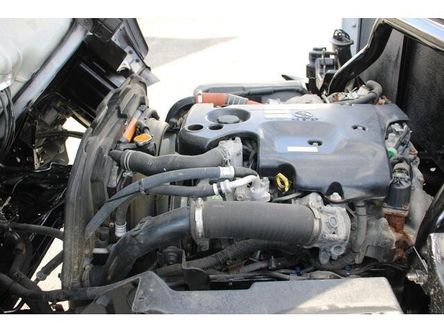 いすゞエルフ平ボディ小型（2t・3t）[写真12]