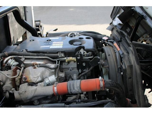 いすゞエルフ平ボディ小型（2t・3t）[写真14]