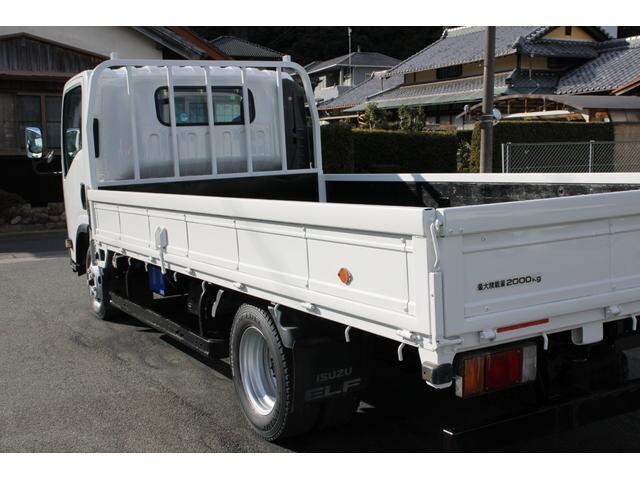 いすゞエルフ平ボディ小型（2t・3t）[写真09]