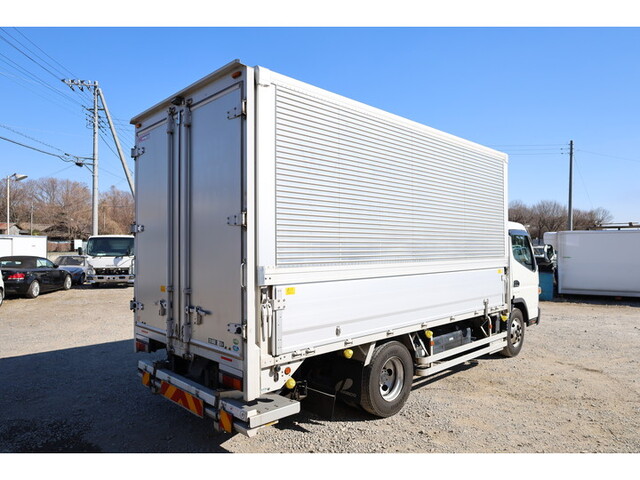 三菱ふそうキャンターアルミウイング小型（2t・3t）[写真04]