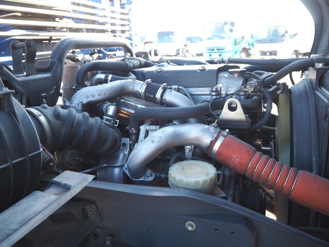 いすゞフォワードセルフクレーン4段中型（4t）[写真25]