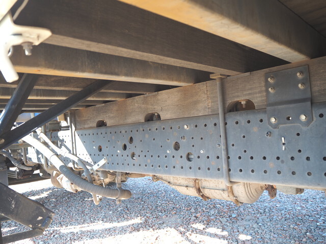 いすゞフォワードセルフクレーン4段中型（4t）[写真31]