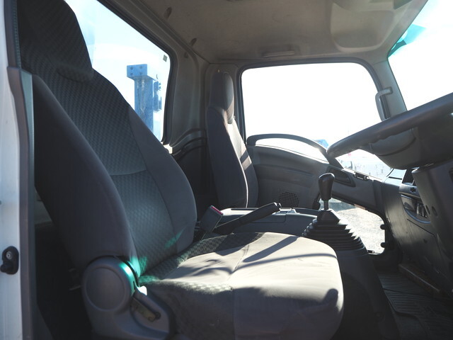 いすゞフォワードセルフクレーン4段中型（4t）[写真37]