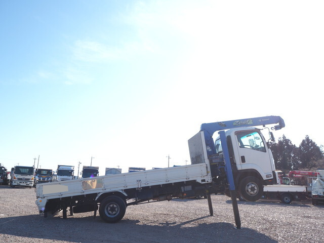 いすゞフォワードセルフクレーン4段中型（4t）[写真07]