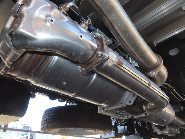 日野レンジャー冷凍車（冷蔵車）中型（4t）[写真23]