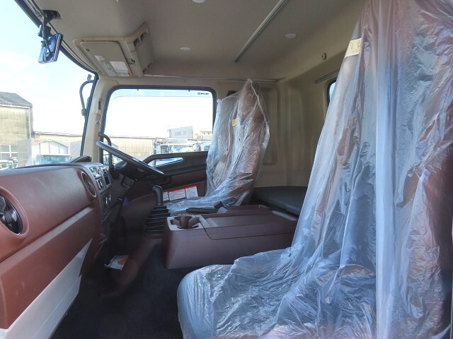 日野レンジャー冷凍車（冷蔵車）中型（4t）[写真28]