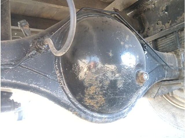 いすゞフォワード平ボディ中型（4t）[写真11]