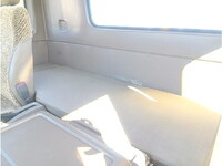 いすゞフォワード平ボディ中型（4t）[写真22]