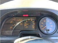 いすゞフォワード平ボディ中型（4t）[写真26]