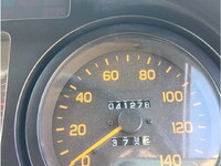 いすゞフォワード平ボディ中型（4t）[写真27]