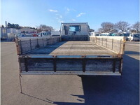 いすゞフォワード平ボディ中型（4t）[写真07]