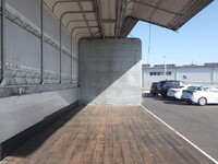 日野レンジャー幌ウイング中型（4t）[写真14]