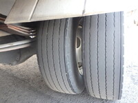 日野レンジャー幌ウイング中型（4t）[写真18]