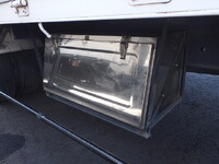 日野レンジャー幌ウイング中型（4t）[写真22]