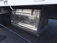 日野レンジャー幌ウイング中型（4t）[写真22]