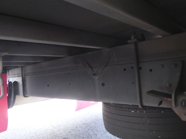 日野レンジャー幌ウイング中型（4t）[写真22]