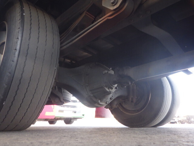 日野レンジャー幌ウイング中型（4t）[写真23]