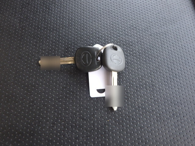 日野レンジャー幌ウイング中型（4t）[写真35]