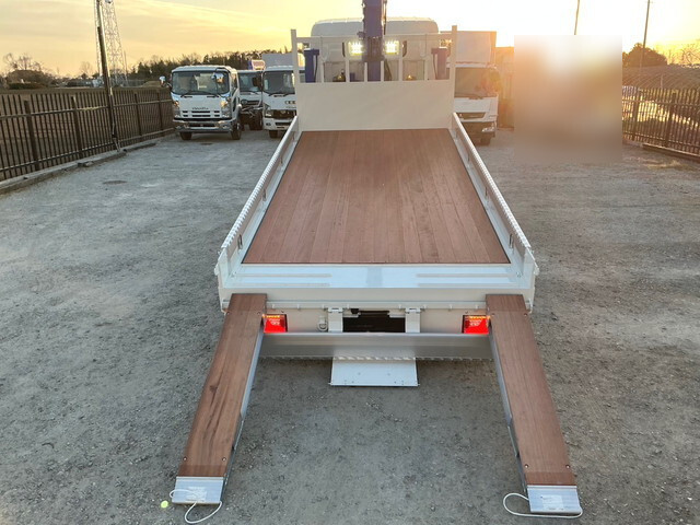 三菱ふそうキャンターセルフクレーン5段小型（2t・3t）[写真23]