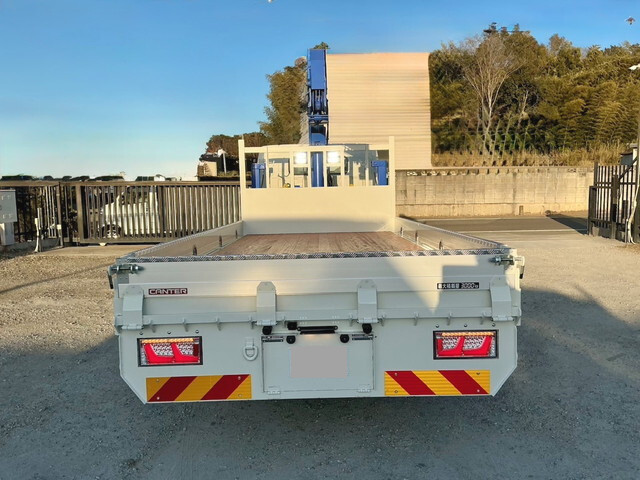 三菱ふそうキャンターセルフクレーン5段小型（2t・3t）[写真07]