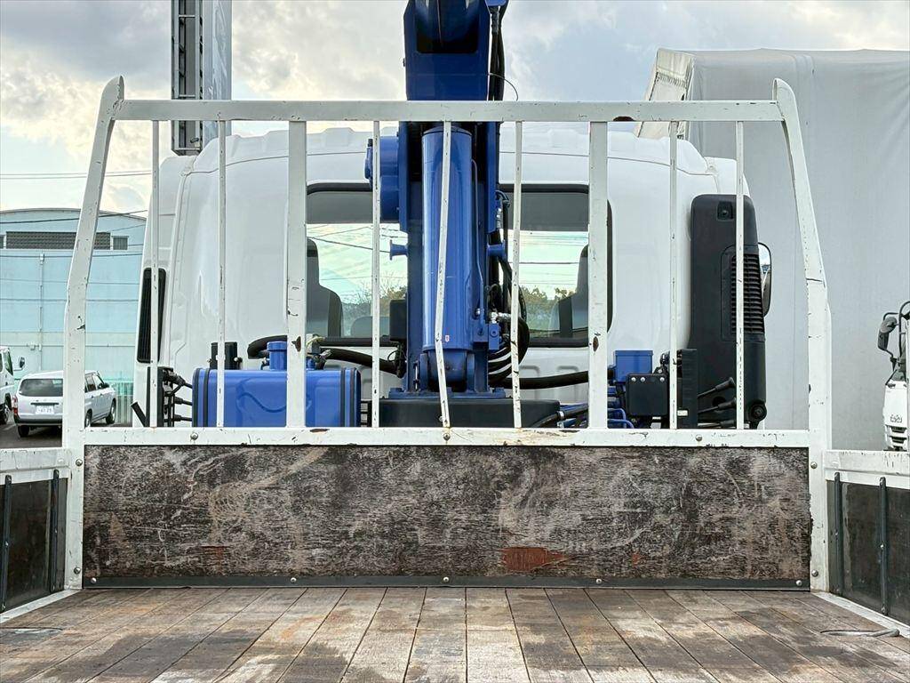 いすゞフォワードクレーン4段中型（4t）[写真07]