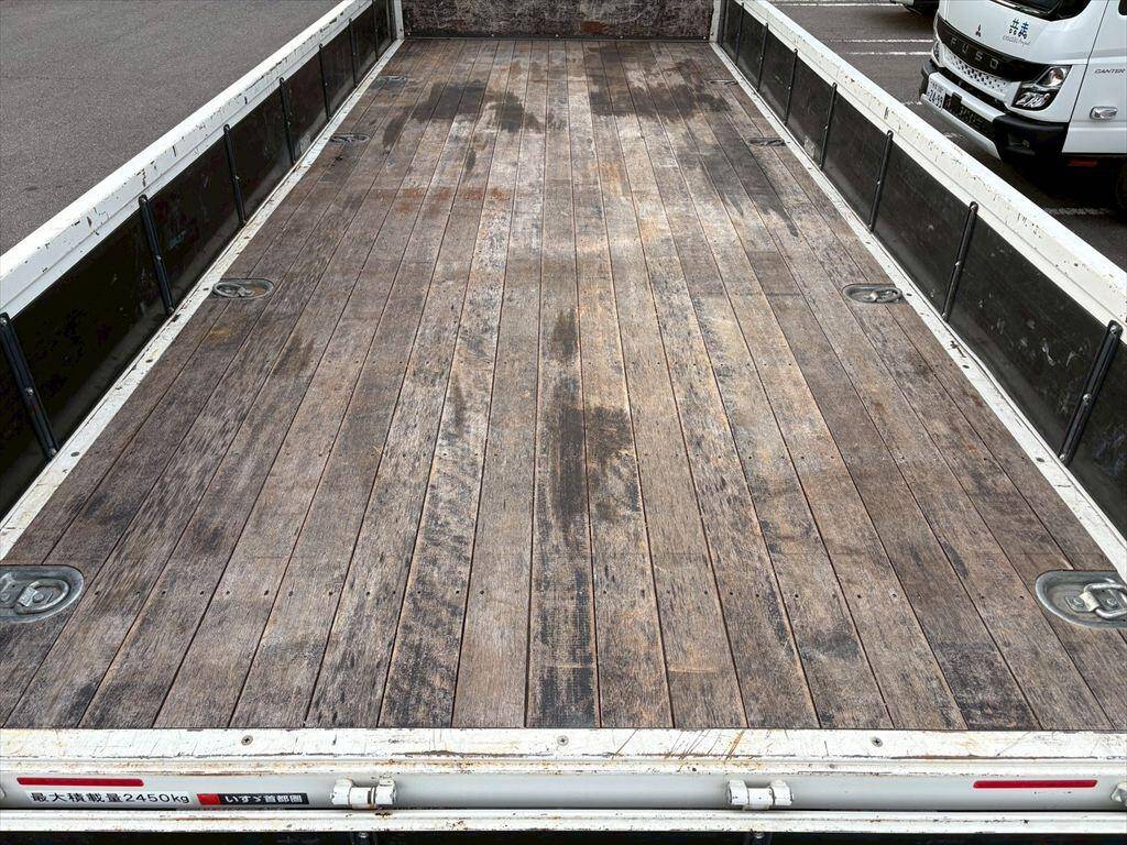 いすゞフォワードクレーン4段中型（4t）[写真08]