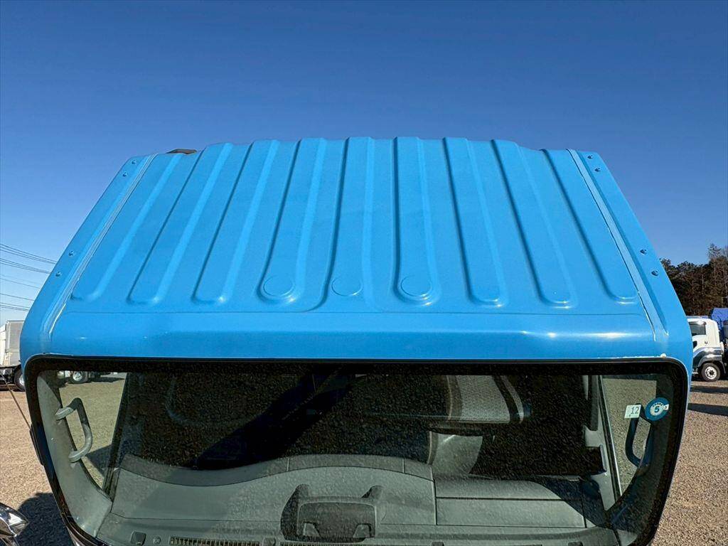 いすゞエルフアルミバン小型（2t・3t）[写真17]