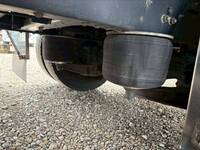 いすゞフォワード冷蔵冷凍ウイング増トン（6t・8t）[写真17]