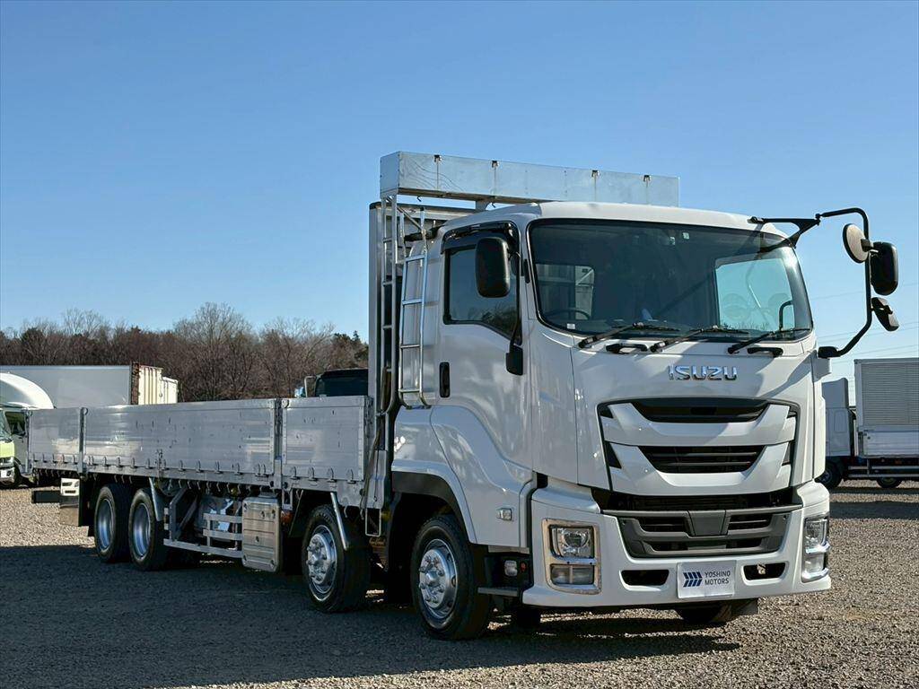 いすゞギガアルミブロック大型（10t）[写真02]