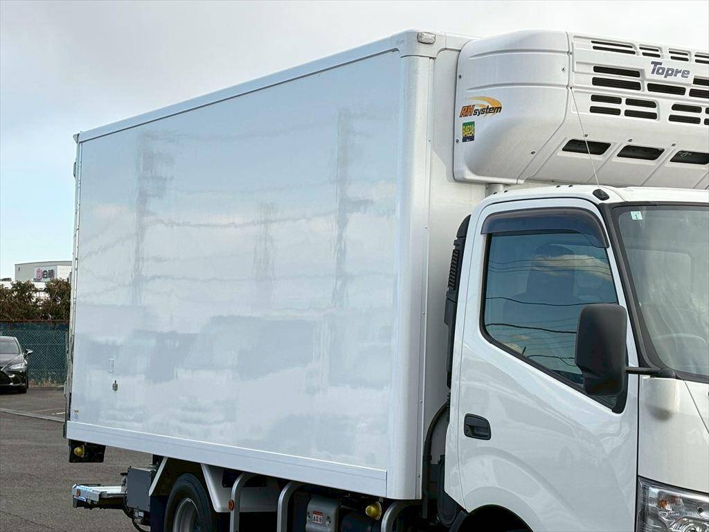 日野デュトロ冷凍車（冷蔵車）小型（2t・3t）[写真05]