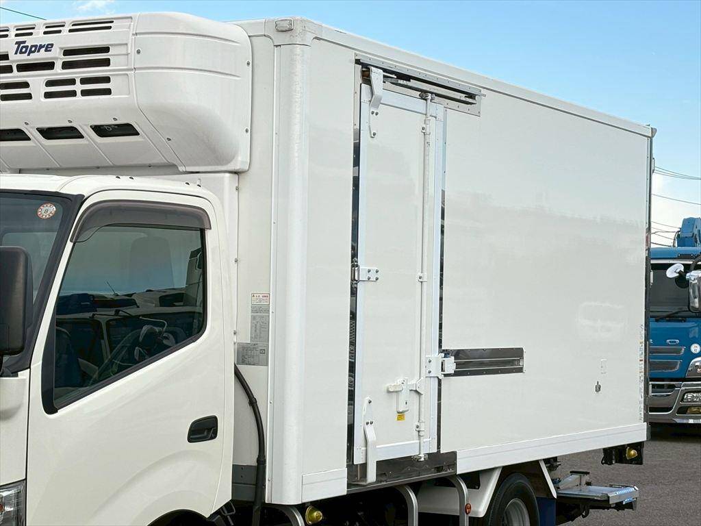 日野デュトロ冷凍車（冷蔵車）小型（2t・3t）[写真06]