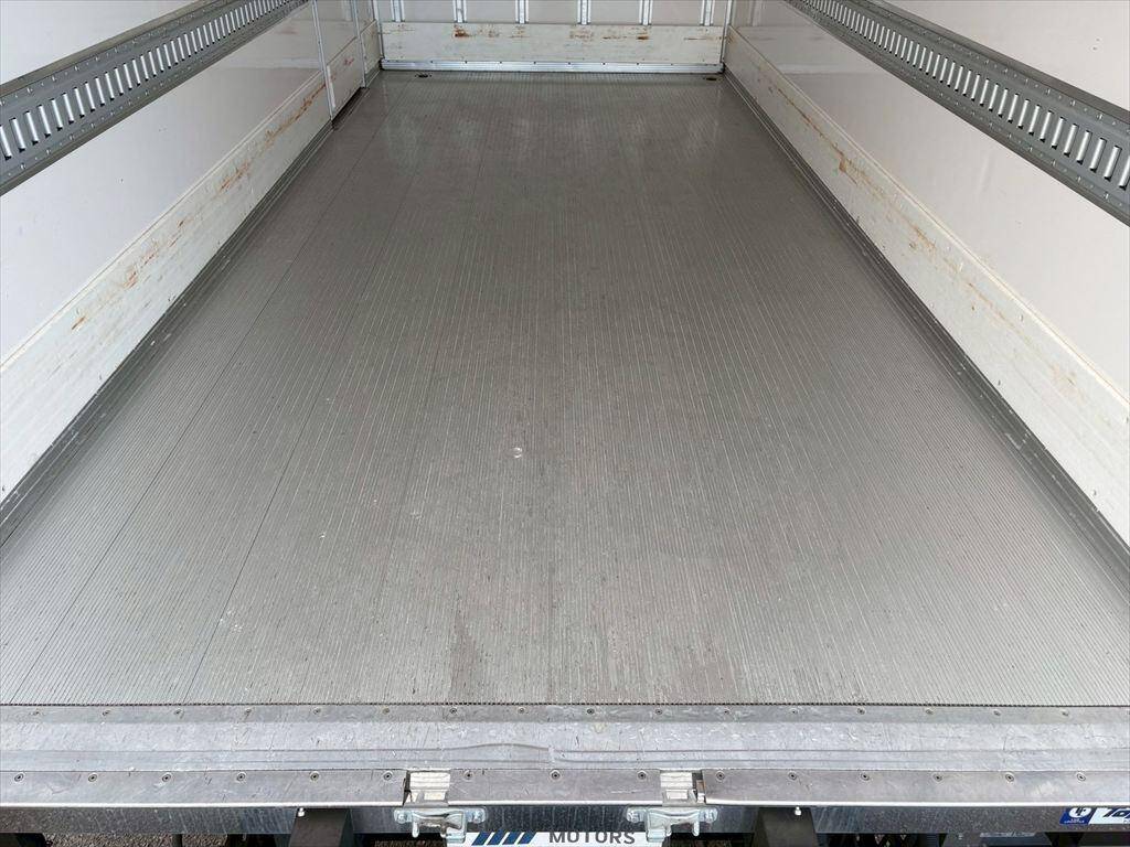 日野デュトロ冷凍車（冷蔵車）小型（2t・3t）[写真08]