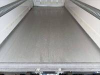 日野デュトロ冷凍車（冷蔵車）小型（2t・3t）[写真09]