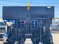 三菱ふそうスーパーグレートコンテナ専用車大型（10t）[写真07]